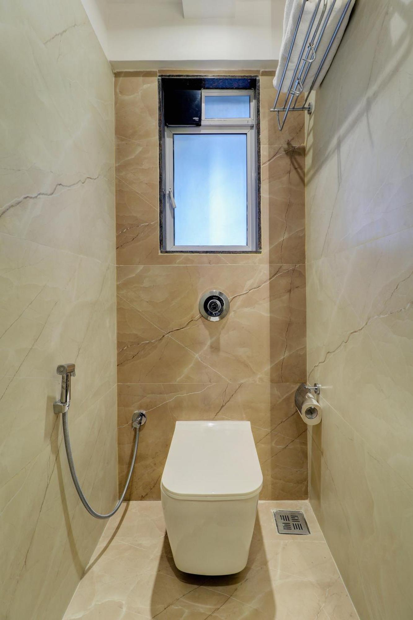 Home2 Suites And Service Apartments, Mumbai Airport Экстерьер фото