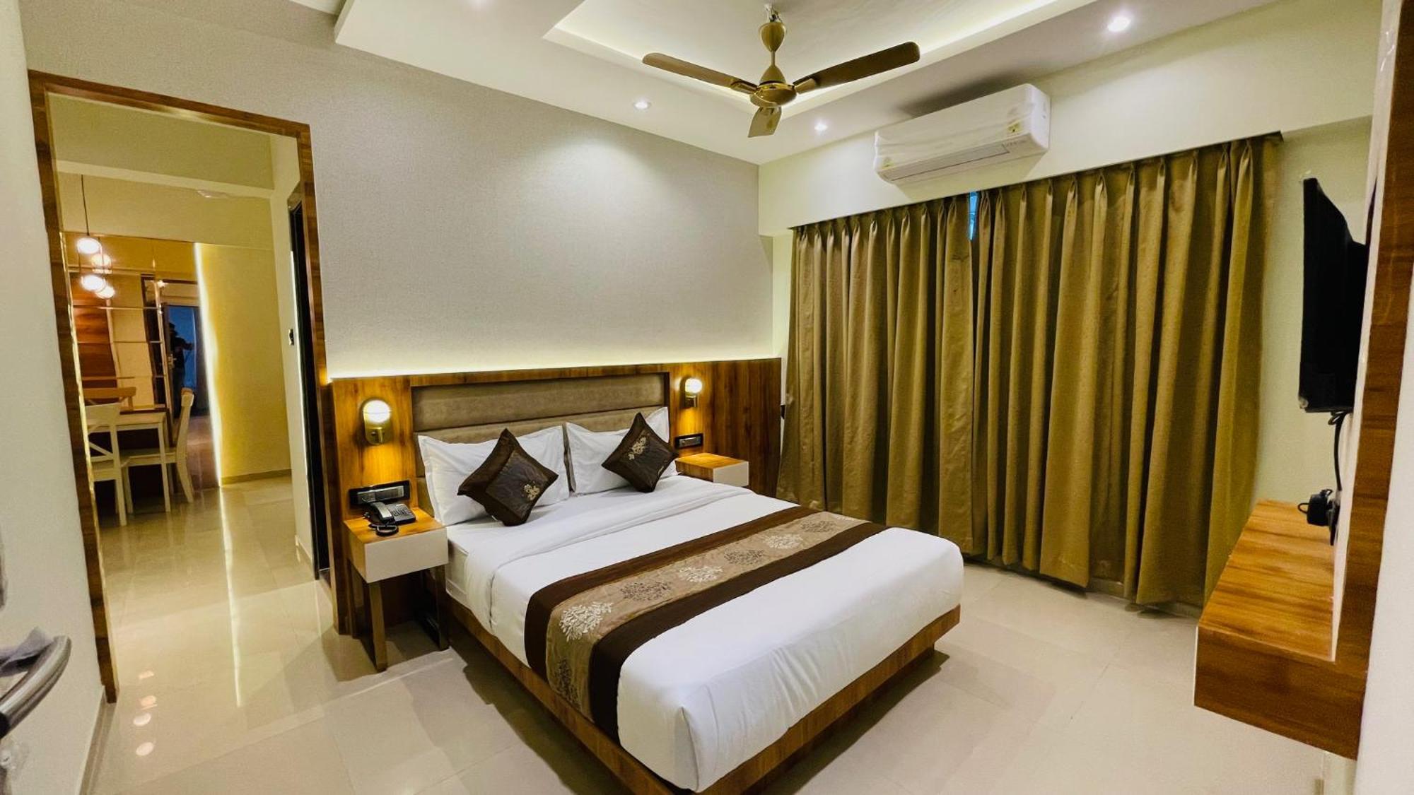 Home2 Suites And Service Apartments, Mumbai Airport Экстерьер фото