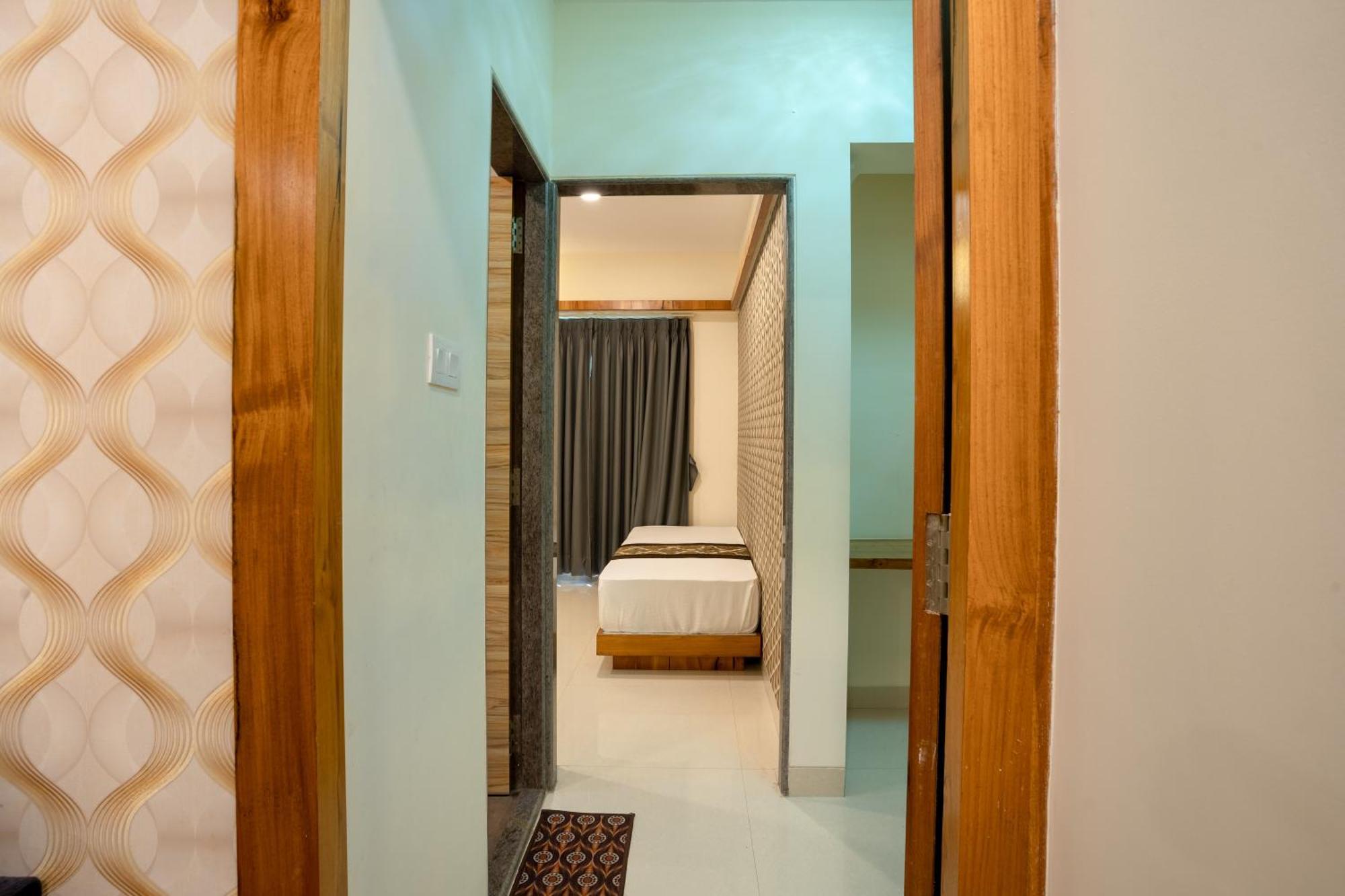 Home2 Suites And Service Apartments, Mumbai Airport Номер фото