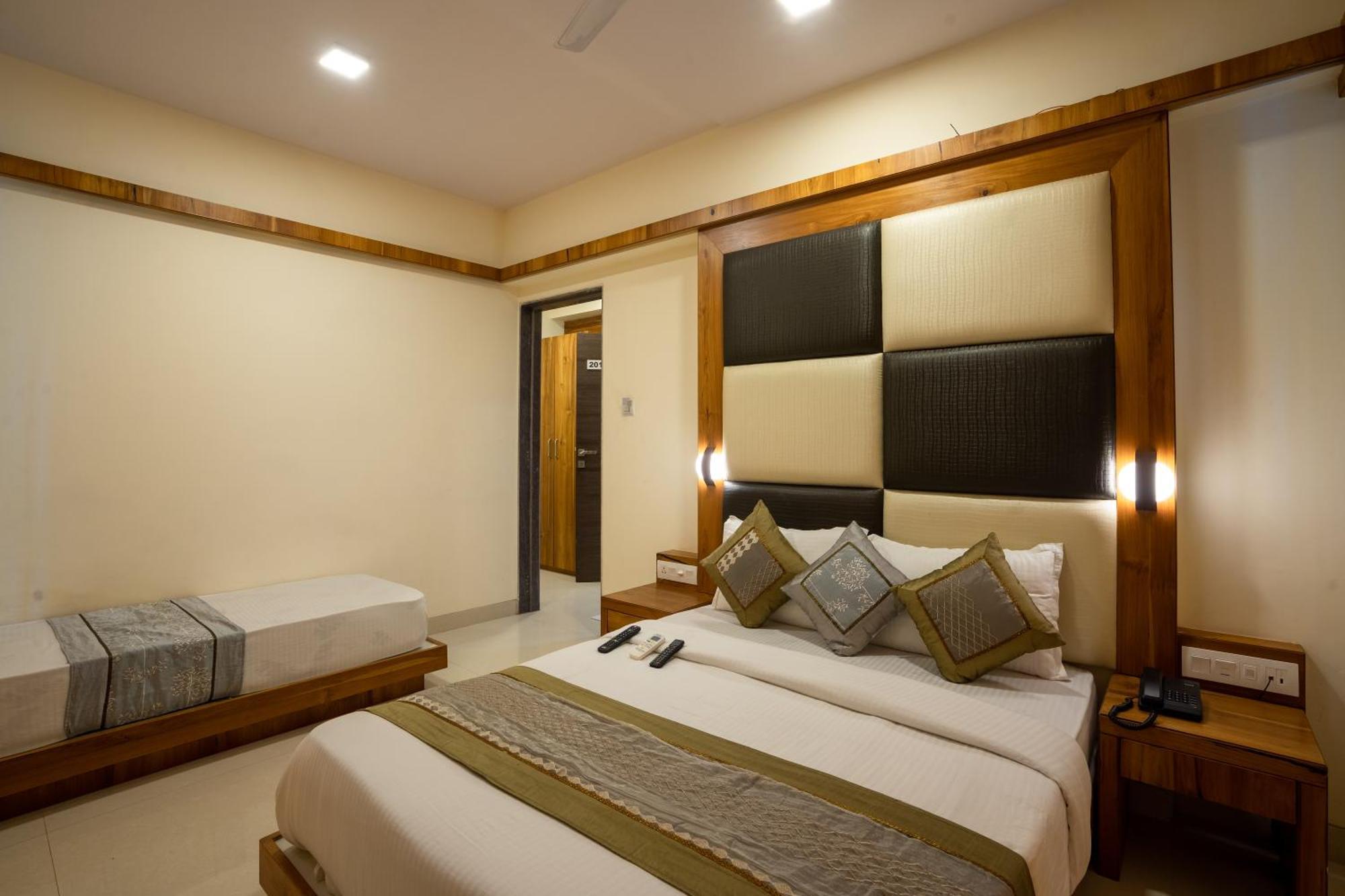 Home2 Suites And Service Apartments, Mumbai Airport Номер фото